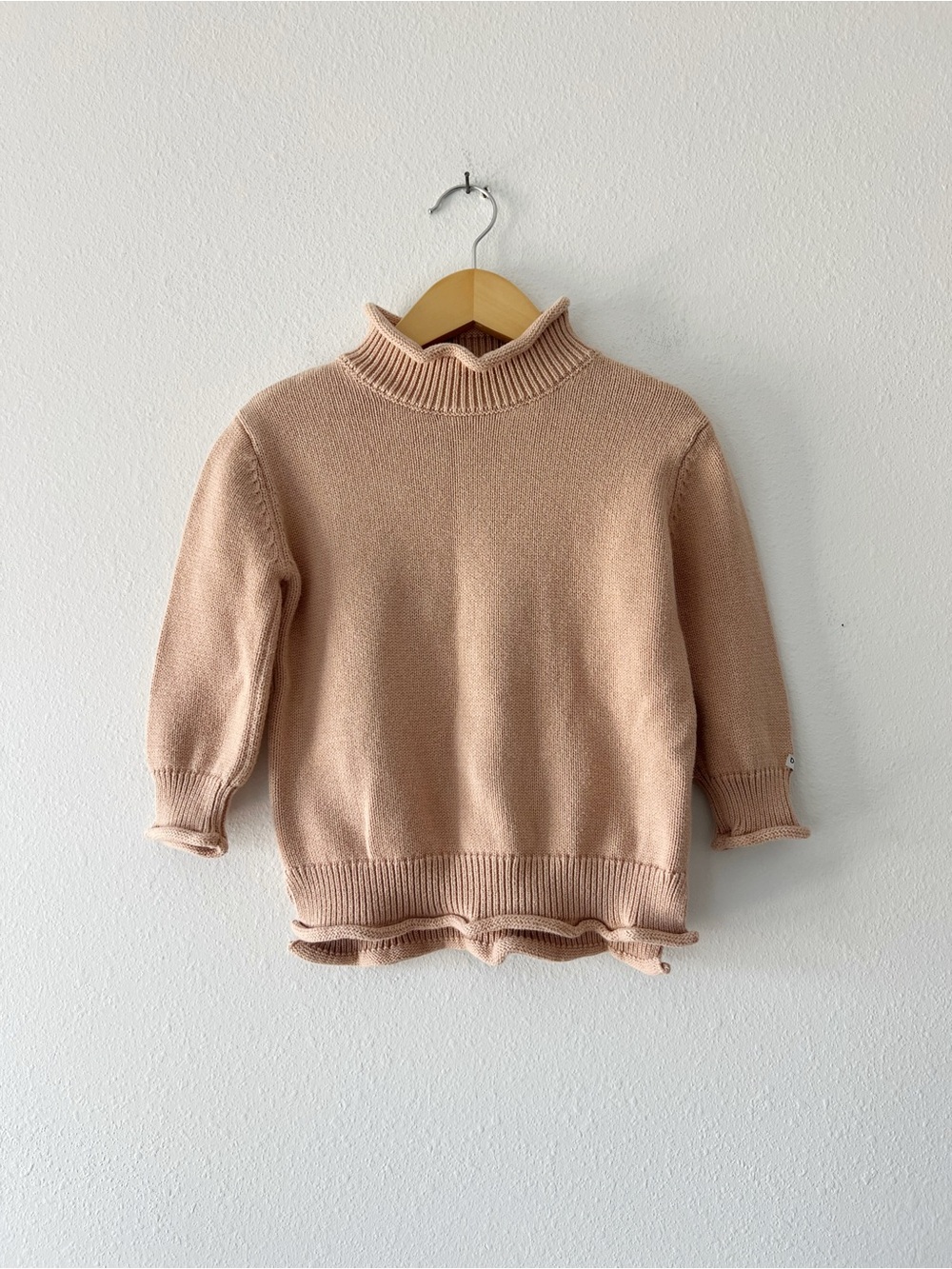 DONSJE AMSTERDAM | Rolled Hem Knit Sweater in Camel | 3-4